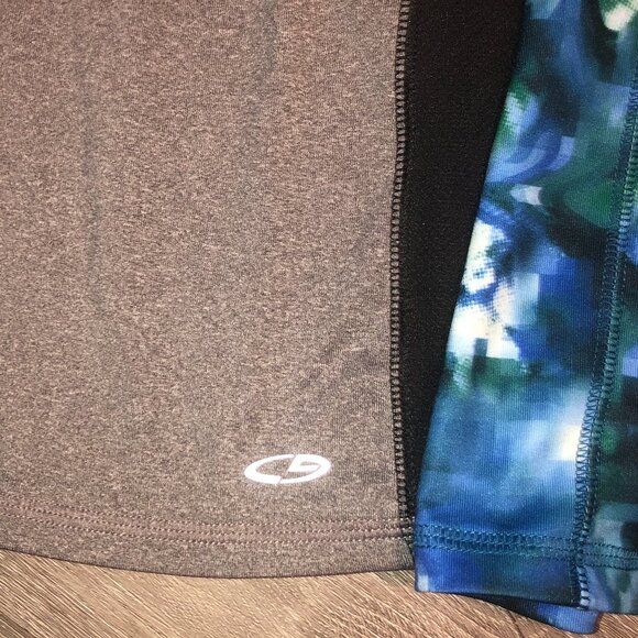 Champion | Two Sports Tanks Sz XS - Picture 7 of 7